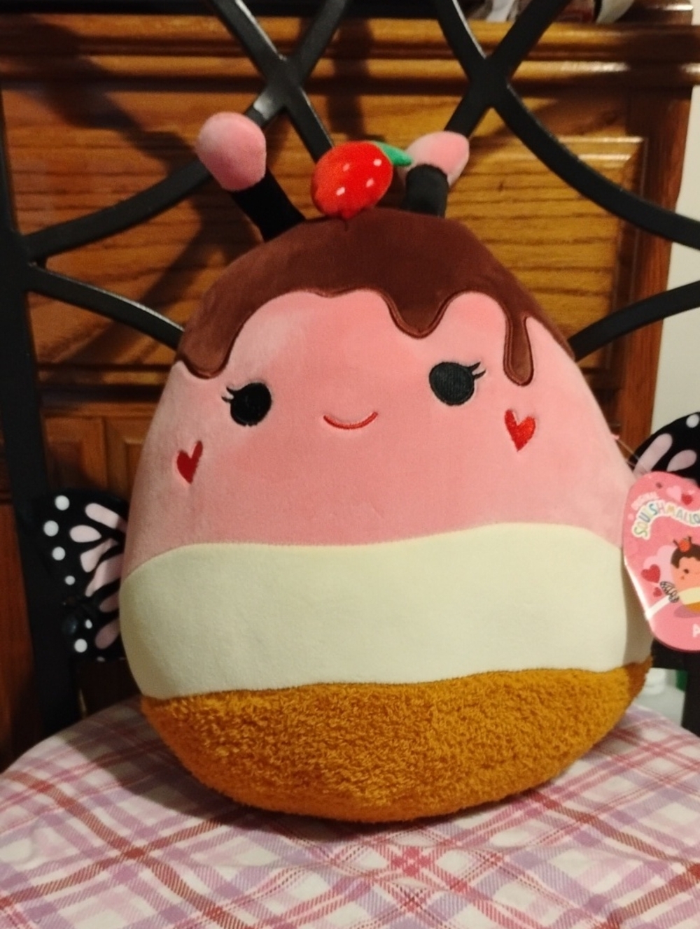 💖 First to Market 2025 Valentine’s Day Andreina 10" Squishmallow 💖